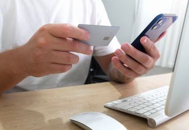 tứ sắc Kubet