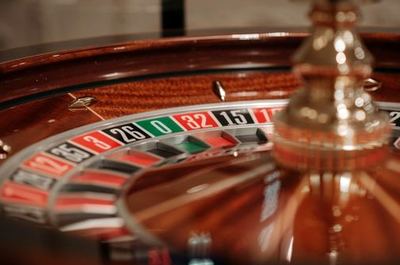 tứ sắc Kubet